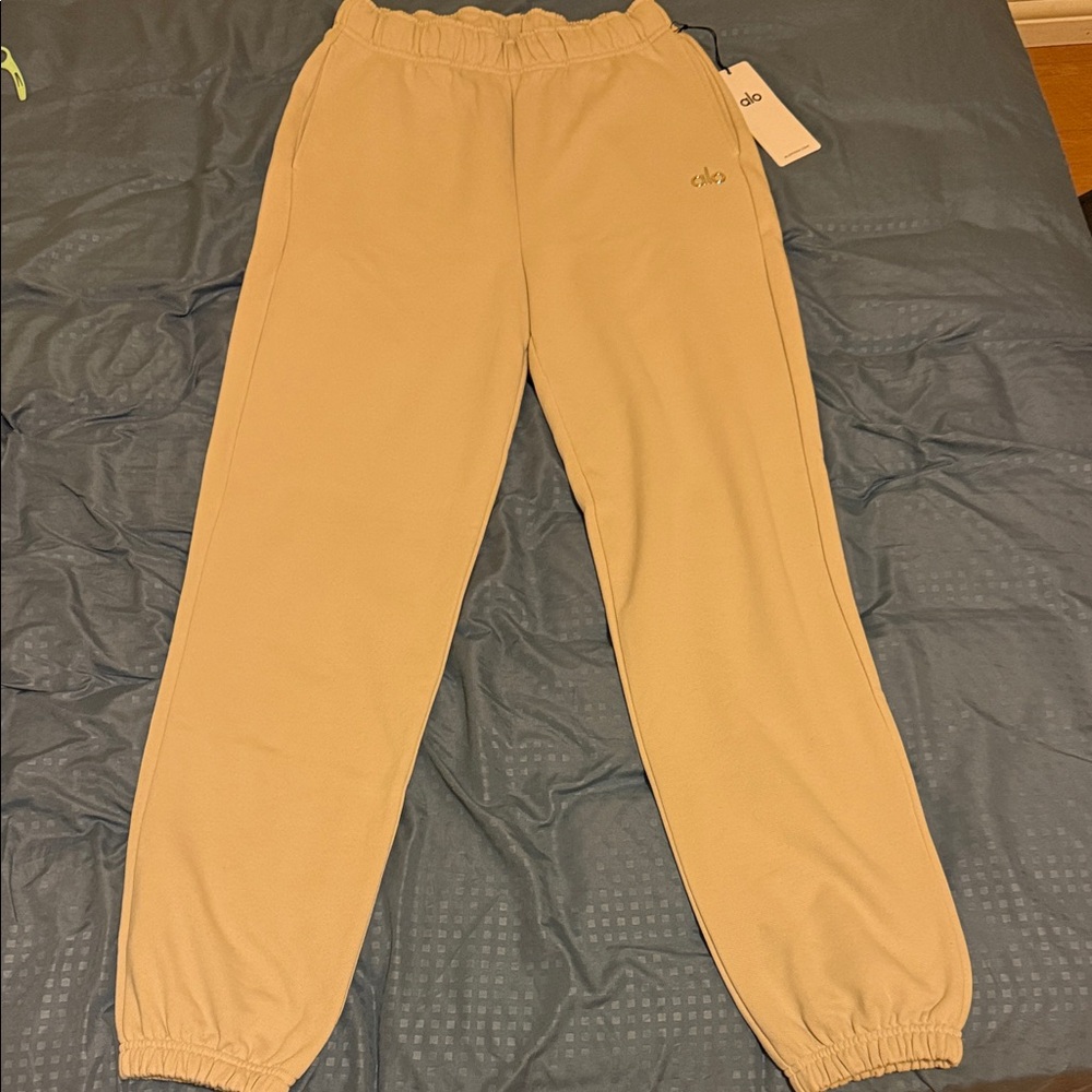ALO Yoga Beige Sweatpants